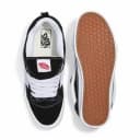  Knu Skool da marca Vans, Disponível no Número 39, Em Cor  Preto, Conta Com Material couro, e Recomenda-se para uso social