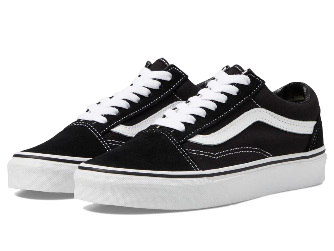  Old scholl da marca Vans, Disponível no Número 41, Em Cor  Preto, Conta Com Material couro, e Recomenda-se para uso social