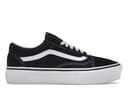  Old scholl da marca Vans, Disponível no Número 41, Em Cor  Preto, Conta Com Material couro, e Recomenda-se para uso social